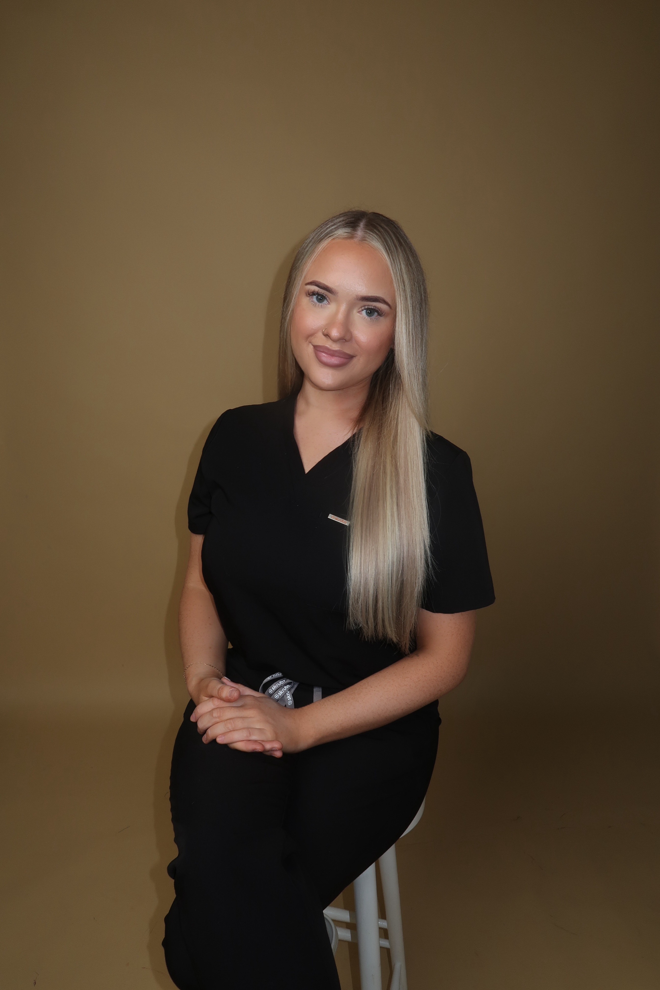 Olivia Stratton, founder of SOTA Aesthetics. a HCPC Registered Paramedic and advanced Aesthetic Practitioner.